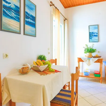 Theophilos Ena Appartamento Agios Stefanos Kassiopi